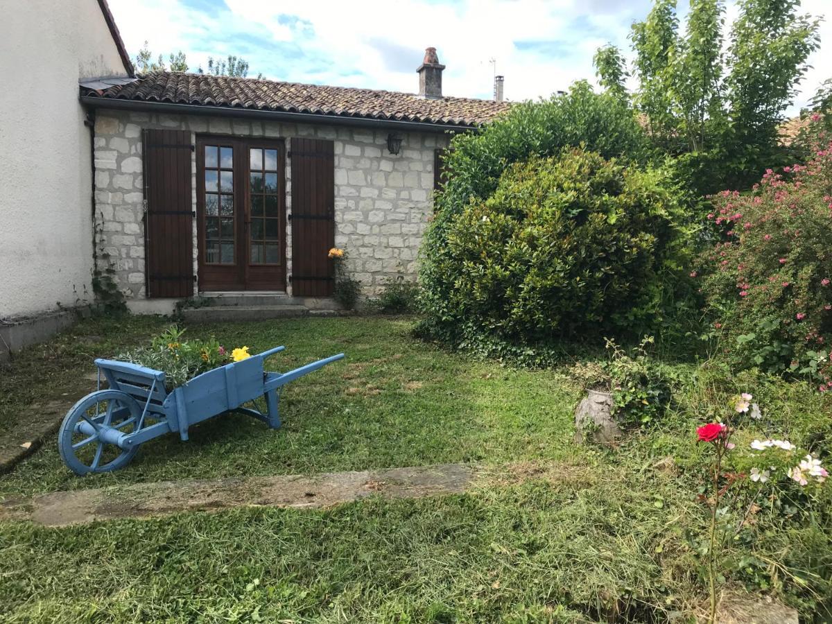 May'S Cottage Availles-Limouzine Esterno foto
